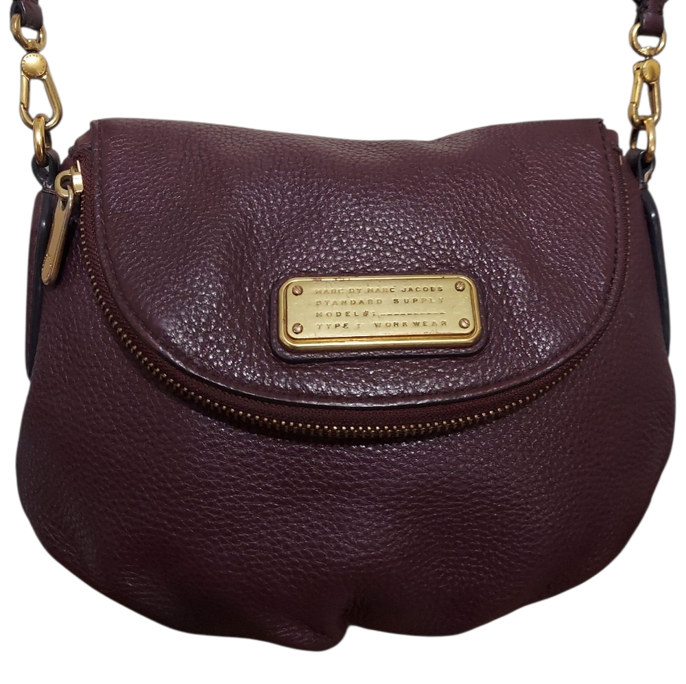Elegant Burgundy Leather Crossbody Bag - Picture 8 of 12